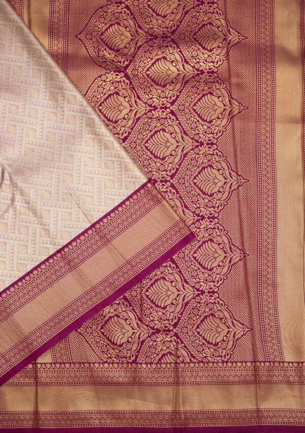 Elegant Lavender Zariwork Art Silk Saree - Image 3
