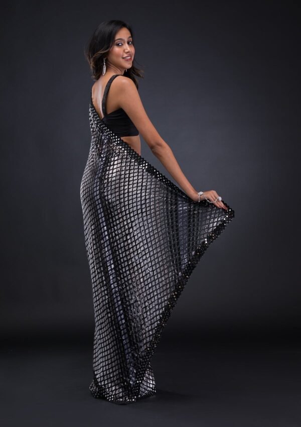 Elegant Black Georgette Saree with Stunning Sequins - Image 2