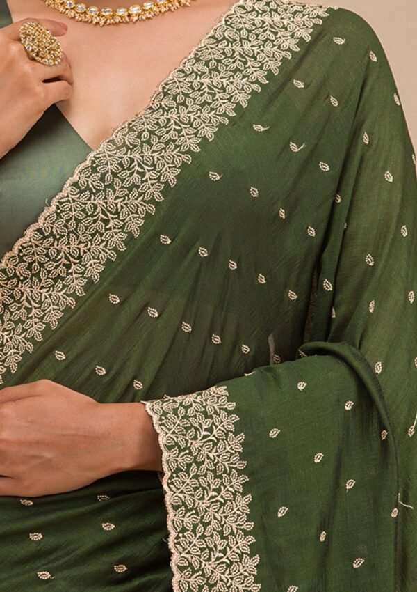Elegant Bottle Green Soft Silk Saree with Intricate Zari Work - Image 8
