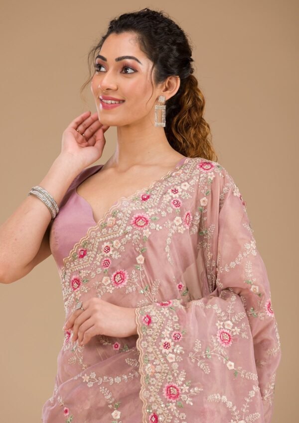 Elegant Lavender Threadwork Tissue Saree for Timeless Style - Image 7