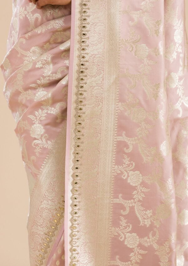 Elegant Lavender Banarasi Silk Saree with Intricate Zariwork - Image 8