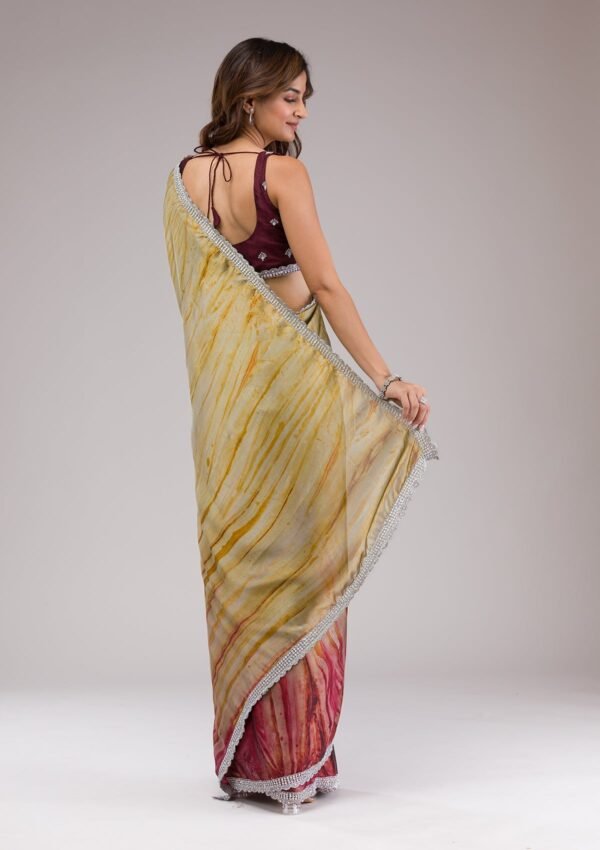 Elegant Maroon Printed Semi Crepe Saree for Timeless Style - Image 2