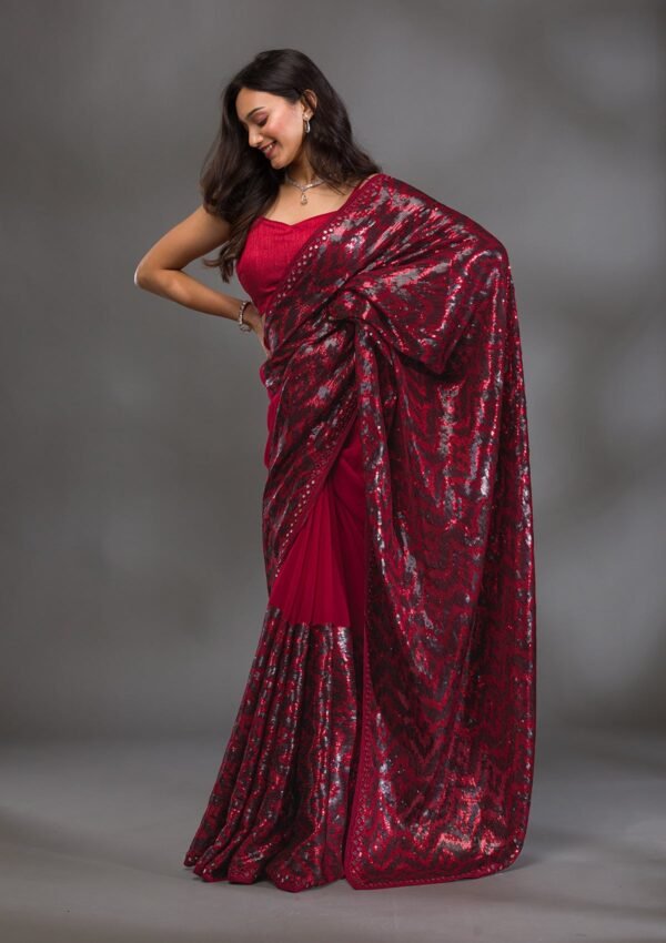 Elegant Maroon Georgette Saree with Sparkling Sequins - Image 5