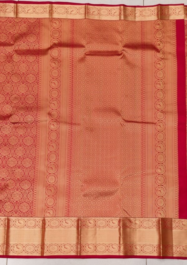 Elegant Maroon Pure Silk Saree with Intricate Zariwork - Image 5