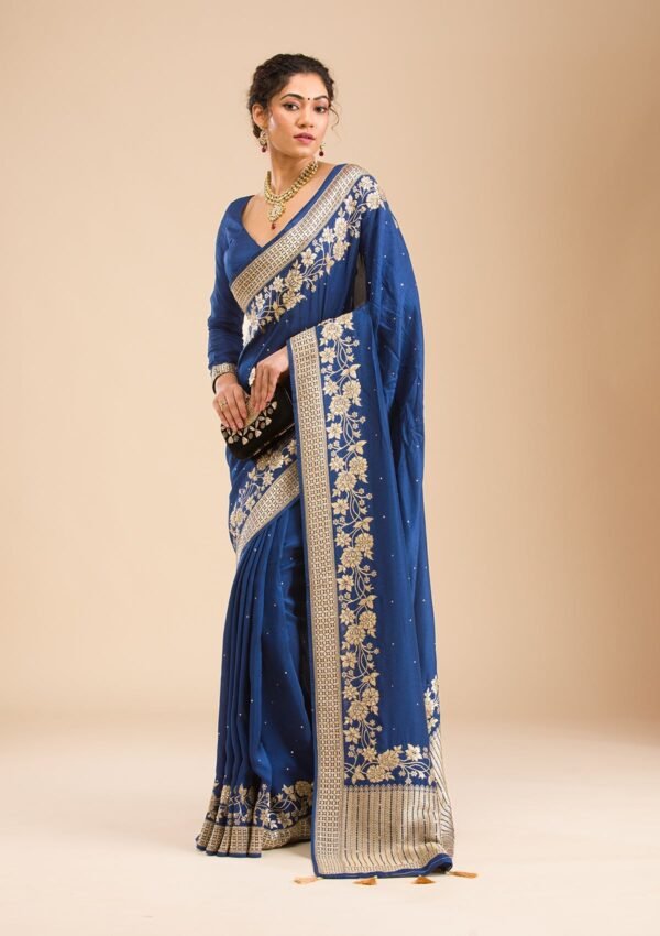 Elegant Navy Blue Banarasi Silk Saree with Exquisite Zari Work - Image 7