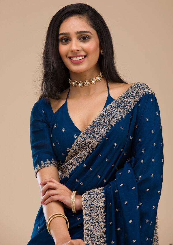Elegant Navy Blue Soft Silk Saree with Exquisite Zari Work - Image 6