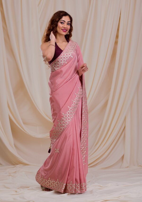 Elegant Onion Pink Semi Crepe Saree with Gotapatti Embellishments - Image 4