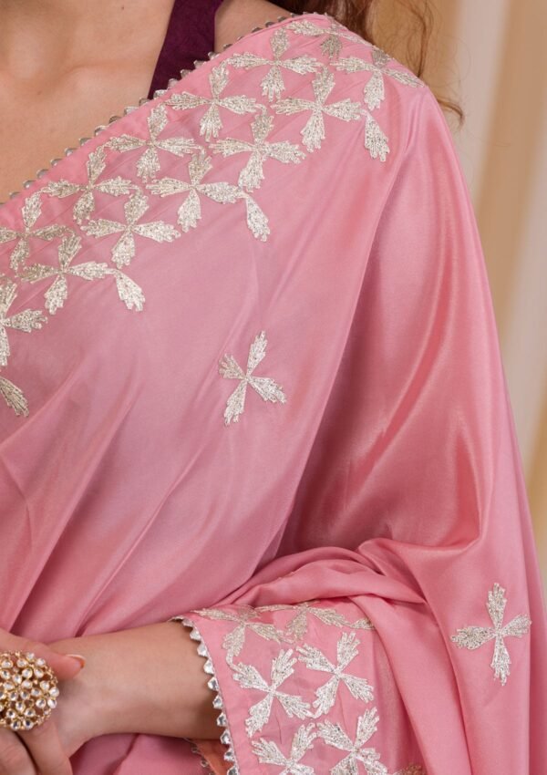 Elegant Onion Pink Semi Crepe Saree with Gotapatti Embellishments - Image 7