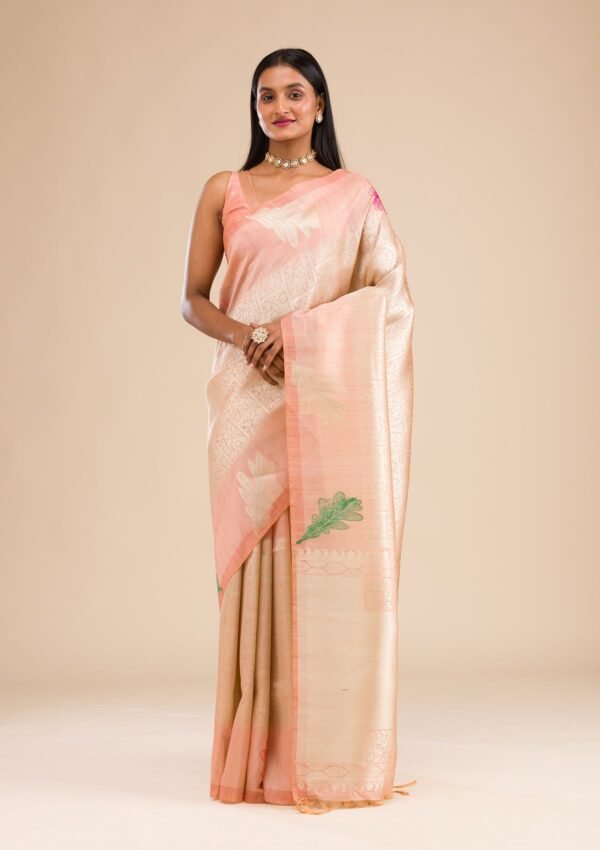 Elegant Peach Soft Silk Saree with Exquisite Zariwork - Image 3