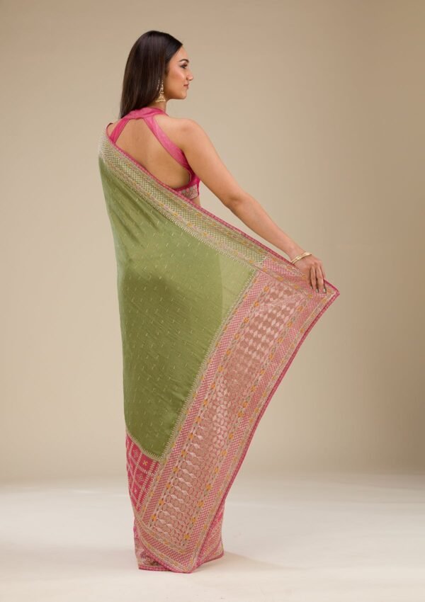 Elegant Pink Zariwork Soft Silk Saree for a Timeless Look - Image 2