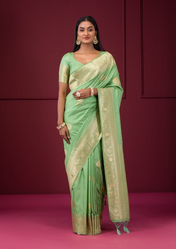 Elegant Pista Green Soft Silk Saree with Exquisite Zari Work - Image 3
