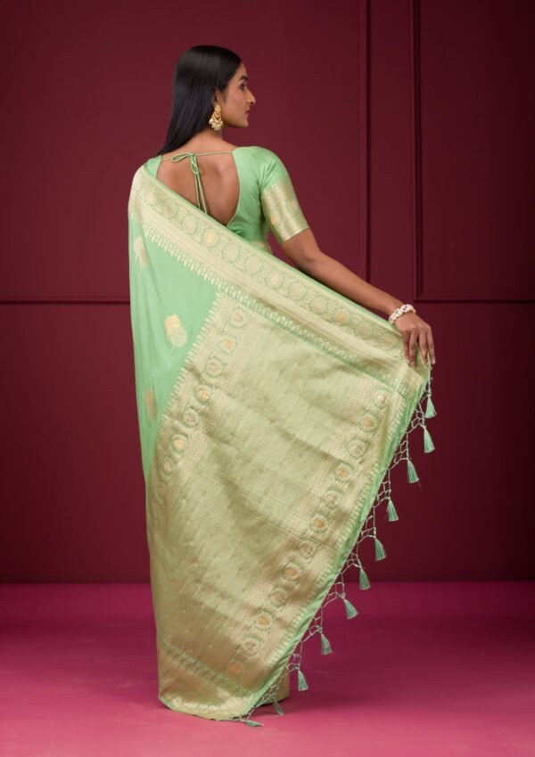 Elegant Pista Green Soft Silk Saree with Exquisite Zari Work - Image 2