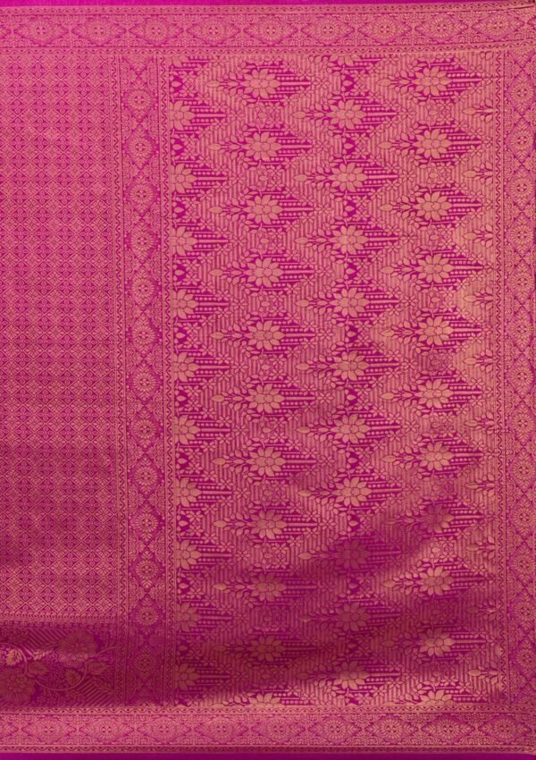 Elegant Purple Soft Silk Saree with Intricate Zari Work - Image 8