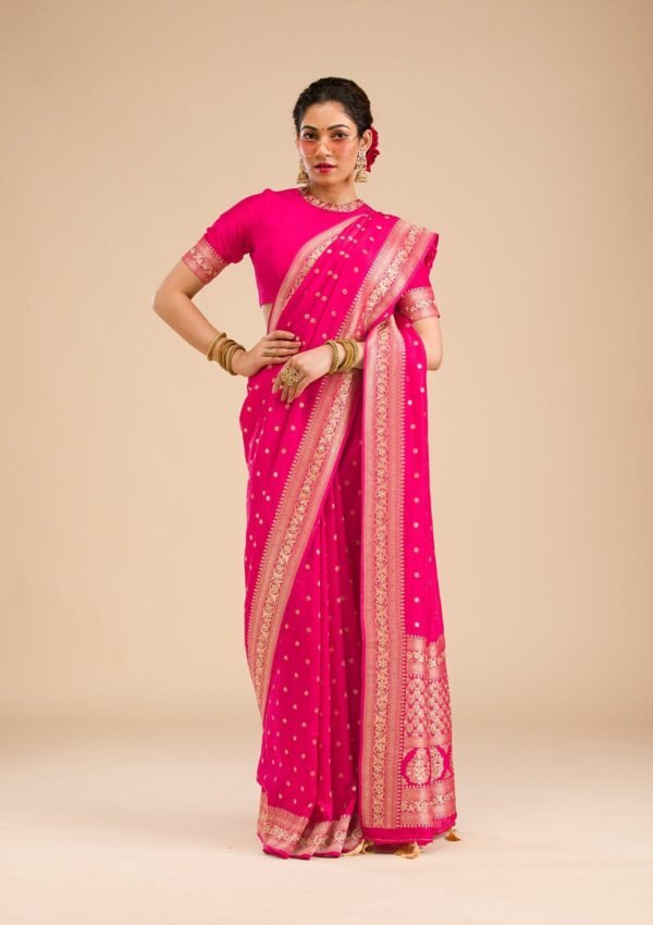 Exquisite Rani Pink Banarasi Silk Saree with Intricate Zariwork