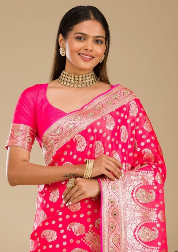 Exquisite Rani Pink Banarasi Silk Saree with Elegant Zariwork - Image 9