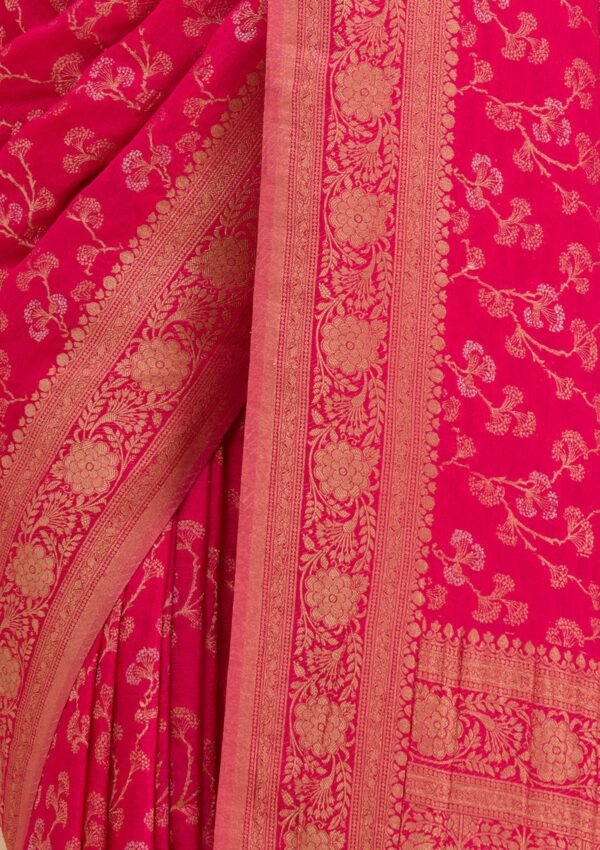 Exquisite Rani Pink Georgette Saree with Elegant Zari Work - Image 7