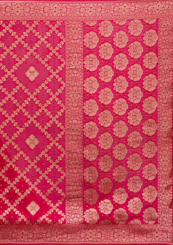 Exquisite Rani Pink Zariwork Georgette Saree for Effortless Elegance - Image 8