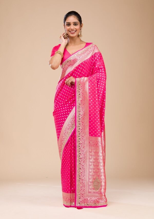 Elegant Rani Pink Soft Silk Saree with Exquisite Zari Work