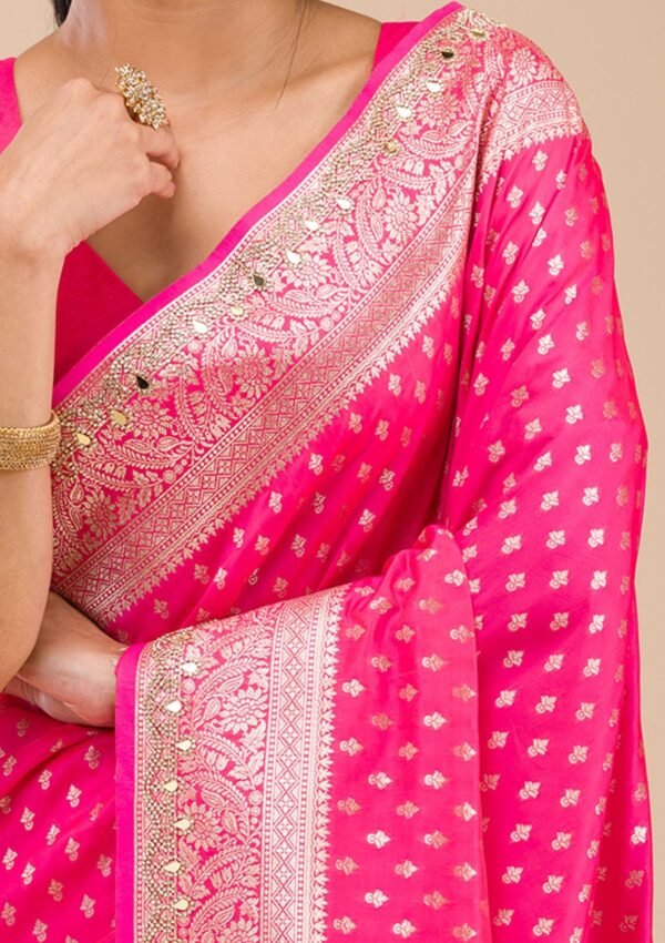 Elegant Rani Pink Soft Silk Saree with Exquisite Zari Work - Image 6
