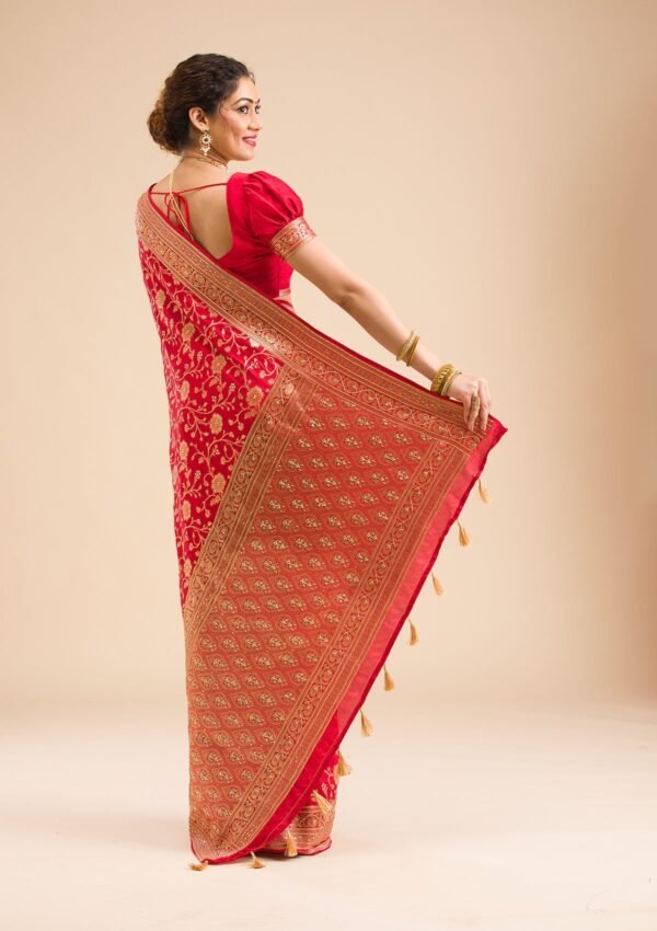 Elegant Red Banarasi Silk Saree with Intricate Zari Work - Image 2