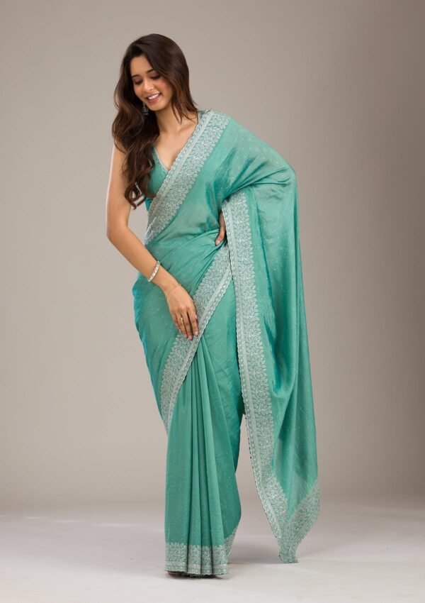 Elegant Sea Green Soft Silk Saree with Exquisite Zari Work - Image 5
